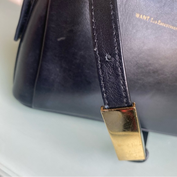 WANT LES ESSENTIALS DE LA VIE CROSSBODY LEATHER CITY BAG - Picture 2 of 10